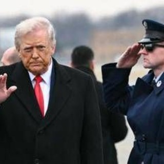 Iran, proteste represse nel sangue: migliaia di morti. Trump: "Arrivano gli aiuti"