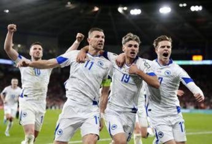 Canada-Bosnia: orario, probabili formazioni e dove vederla in tv (in chiaro) Canada-Bosnia: orario, probabili formazioni e dove vederla in tv (in chiaro)