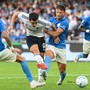 Baturina e Douvikas piegano il Napoli al Maradona, vince il Como 2-1