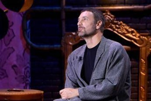 Legale Monzino: &quot;Non ha mandato lui messaggi a Raoul Bova. Audio a Corona? Martina Ceretti lo sapeva&quot;