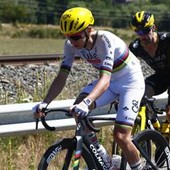 Tour de France, Pogacar vince la terza tappa e conquista la maglia gialla Tour de France, Pogacar vince la terza tappa e conquista la maglia gialla