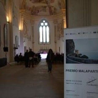 Ferrarelle società benefit a fianco del 'Premio Malaparte'