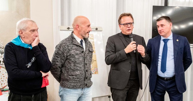 Croce Rossa Borgomanero: una cena natalizia all’insegna di sorrisi e solidarietà